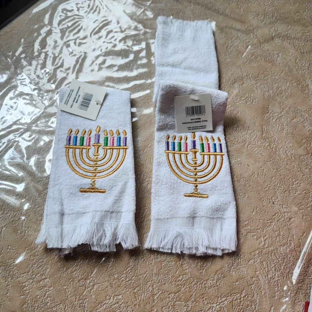 Set of 2 Vintage Cecil Saydah Hanukkah Embordered Tea Towels NWT